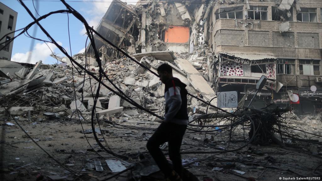 Ataques israelíes dejan más de 100 muertos en Gaza desde el lunes | El  Mundo | DW | 13.05.2021