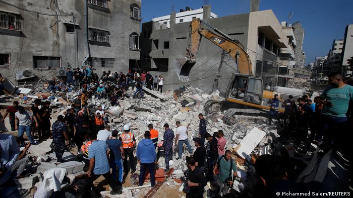 Edificios destruidos por bombardeos israelíes en la Franja de Gaza.