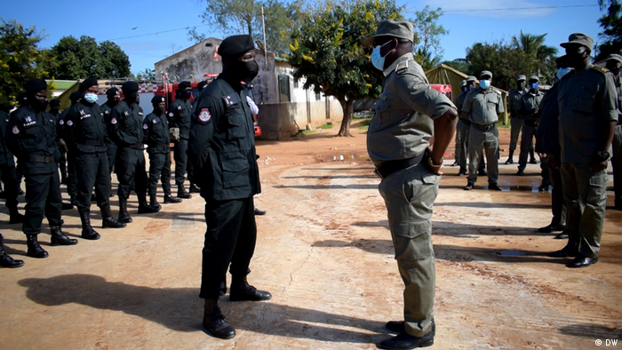 Mosambik I Bernardino Rafael I Polizei