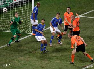 Holanda 2 x 1 Brasil. Análise tática. Copa do Mundo 2010