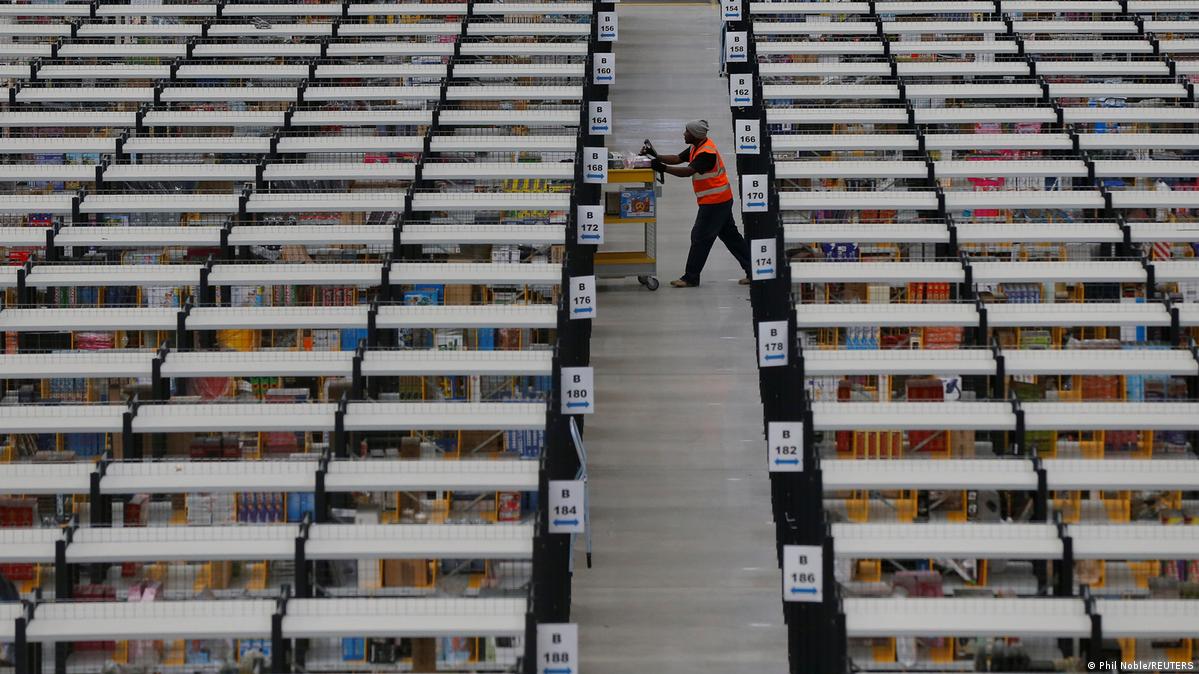Funcionários da Amazon EUA em greve pouco antes do Natal