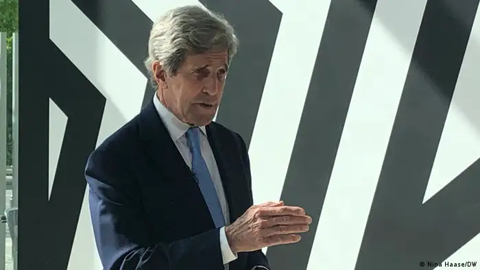 Berlin John Kerry im DW-Interview