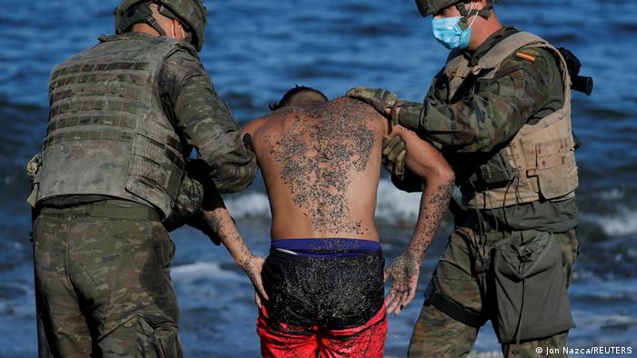 Weltspiegel 19.05.2021 | Grenze Marokko Spanien, Ceuta | Migrant