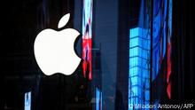 The Apple logo is seen on the window of the newly opened company store in Bangkok on September 23, 2020. (Photo by Mladen ANTONOV / AFP)