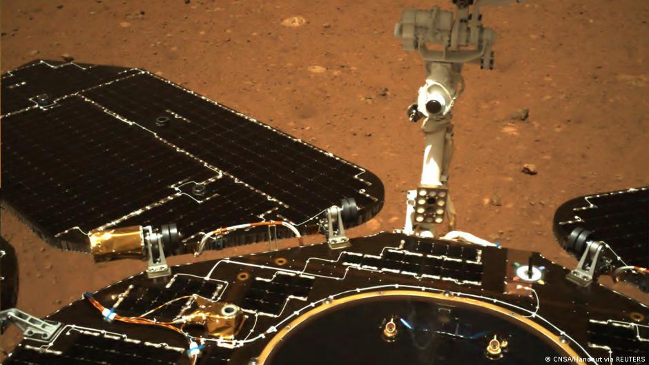 China′s rover starts exploring Mars | News | DW - Vimarsana News