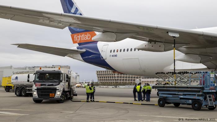 Airbus durante una prueba con combustible sostenible: la disputa con Boeing por los subsidios pesó a ambos lados durante casi 20 años.