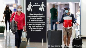 Coronavirus I Reisende am Flughafen
