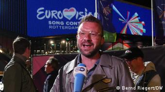 Peter Jan de Werk, uno de los 3.500 aficionados que asistirá a la final del Festival de Eurovisión en el Ahoy Arena de Rotterdam.