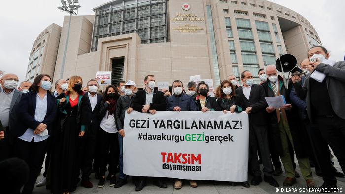 Türkei Istanbul | Gezi-Prozess: Proteste vor Gerichtsgebäude