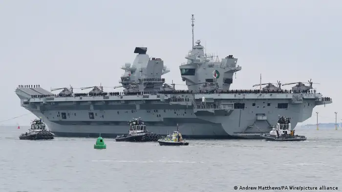 UK HMS Queen Elizabeth |