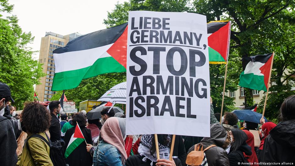 Koji slogani su antisemitski? DW 26.05.2021