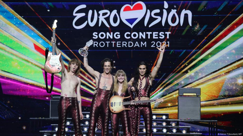 Italy Wins 2021 Eurovision Song Contest Following Tight Race Music Dw 22 05 2021 - africa toto roblox id