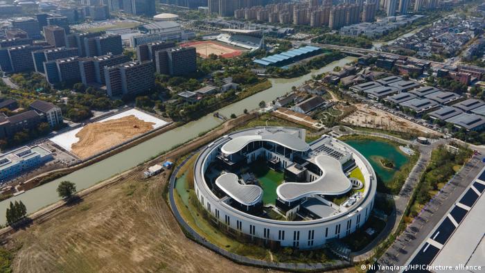 China Hangzhou | Neuer Campus der Hupan Universität