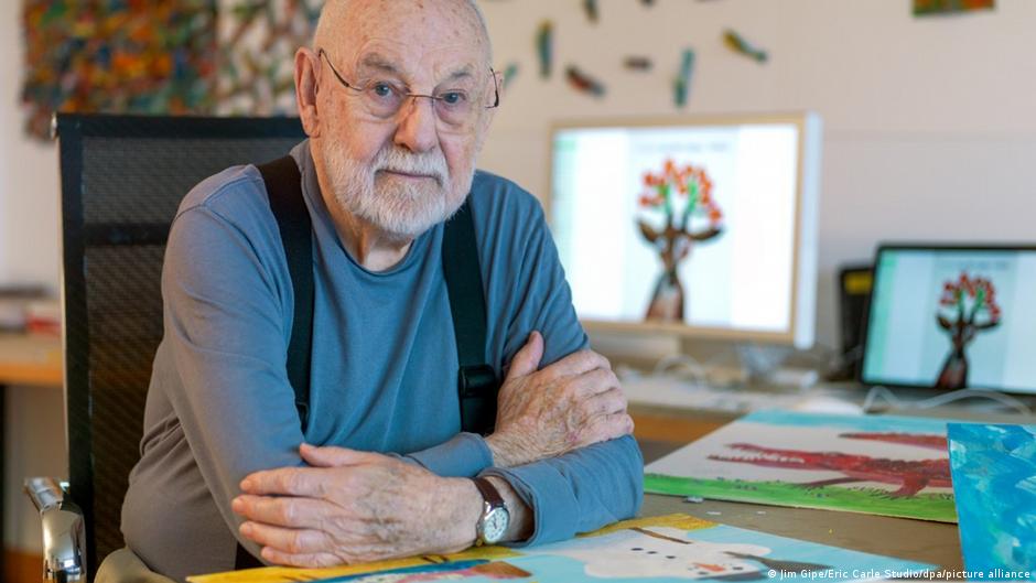 Creator of ′The Very Hungry Caterpillar,′ Eric Carle, dies at 91 | News | DW - Vimarsana News