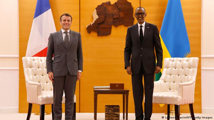 French President Emmanuel Macron and Rwandan President Paul Kagame pose for the photographers at the Presidential Palace