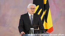 Aktuell, 20.05.2021, Berlin Bundespraesident Frank-Walter Steinmeier bei seiner Rede , danach ueberreicht er Franziska Griffey ihre Entlassungsurkunde.
