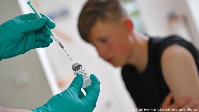 Themenbild Impfangebot fuer Kinder und Jugendliche 