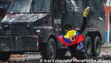 Militarización: Colombia se autobloquea