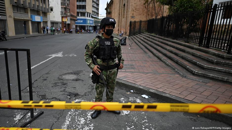 Colombia: HRW warns military deployment to counter protests could escalate violence | News | DW - Vimarsana News