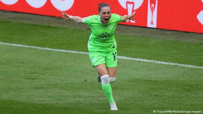 Ewa Pajor celebrates her winning goal for Wolfsburg in the women's German Cup final