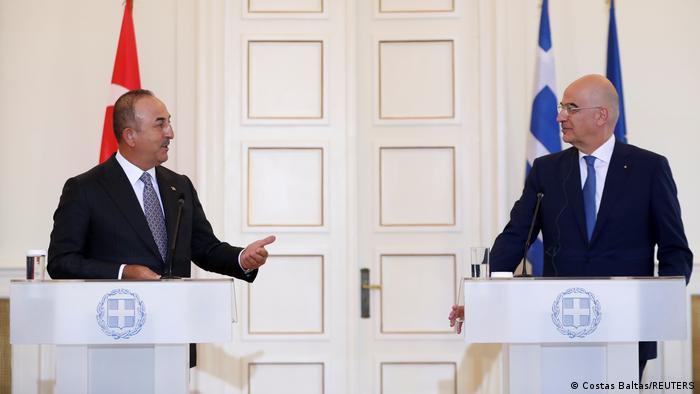Dışişleri Bakanı Mevlüt Çavuşoğlu ve Yunan Dışişleri Bakanı Nikos Dendias