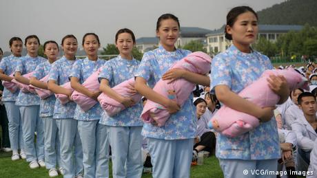 Китай е изправен пред демографска криза а отмяната на политиката