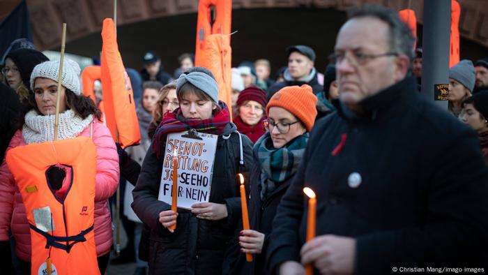 Seenotrettung Demonstration Berlin Seebrücke