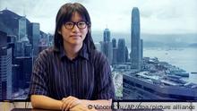 Auf diesem Foto vom 24. Mai 2021 posiert Chow Hang-Tung, die Vizevorsitzende der Allianz zur Unterstützung der patriotischen demokratischen Bewegungen in China, nach einem Interview in Hongkong. Hang-Tung, die auch die Gedenkveranstaltung in Hongkong zum Jahrestag der blutigen Niederschlagung der Demokratiebewegung von 1989 in China organisiert, ist festgenommen worden. (zu dpa «Organisatorin des Gedenkens an Massaker in Hongkong festgenommen») +++ dpa-Bildfunk +++