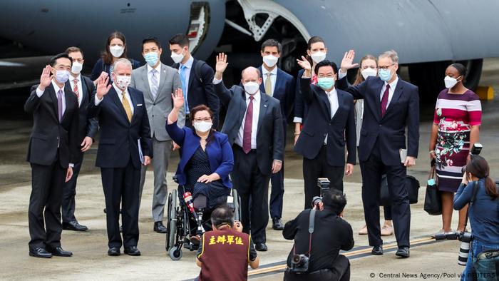 Us Senators Visit Taiwan In Trip That May Irk China News Dw 06 06 2021 Us Senators Visit Taiwan In Trip That May Irk China News Dw 06 06 2021