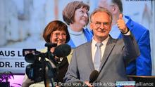 dpatopbilder - 06.06.2021, Sachsen-Anhalt, Magdeburg: Reiner Haseloff, CDU, Ministerpräsident von Sachsen-Anhalt und seine Ehefrau Gabriele jubeln auf der CDU Wahlparty. Die Wahl zum neuen Landtag in Sachsen-Anhalt war die letzte Landtagswahl vor der Bundestagswahl im September 2021. Foto: Bernd Von Jutrczenka/dpa +++ dpa-Bildfunk +++