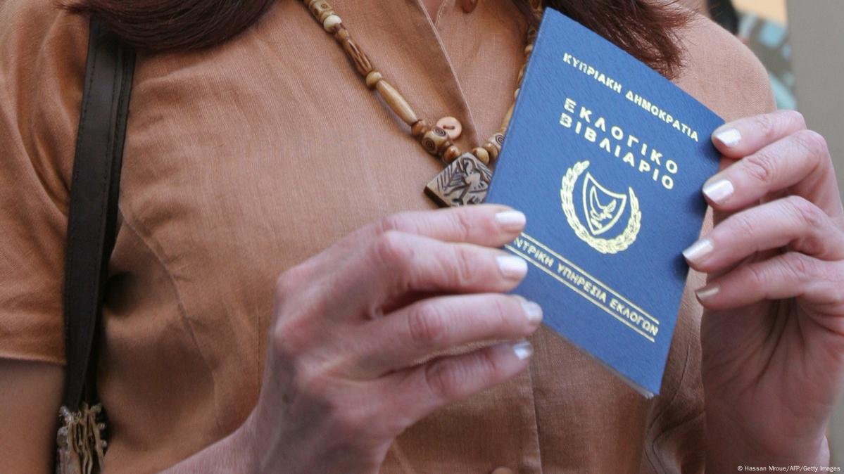 EU Parliament Demands End To Golden Passports For Russians DW 03   57805744 605 