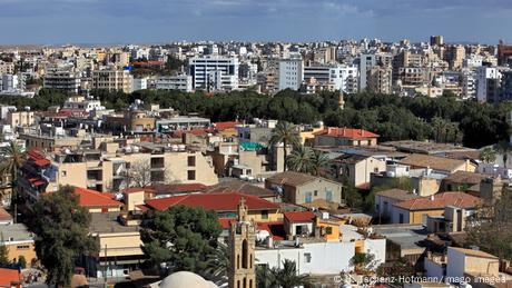 Οσμές σκανδάλων παντού στην Κύπρο