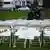 298 белых стульев перед зданием посольства РФ в Гааге