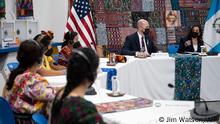 Kamala Harris se reúne con Rigoberta Menchú y activistas en Guatemala