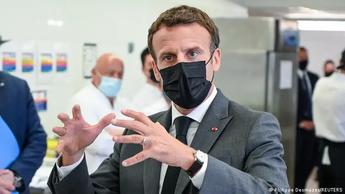 Frankreich Präsident Macron besucht die Region Drome 