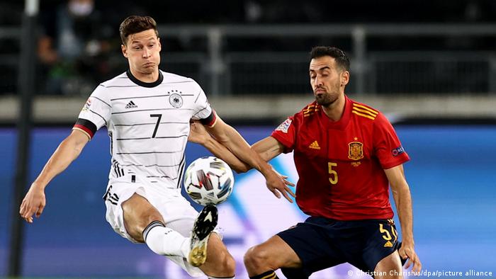 Julian Draxler on the ball for Germany against Spain