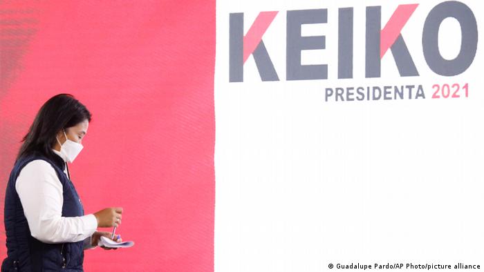 Keiko Fujimori mantém tese, infundada, de que houve fraude