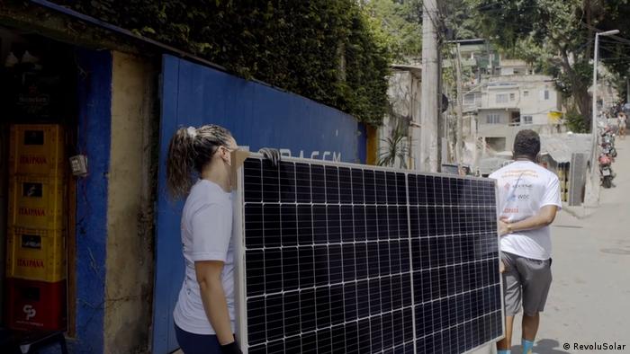 Brasilien | Solarenergie | Babilonia Favela in Rio de Janeiro