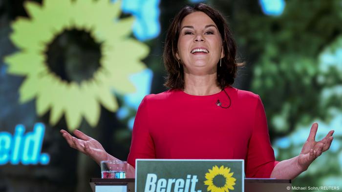 Deutschland Grüne machen Baerbock zur Kanzlerkandidatin