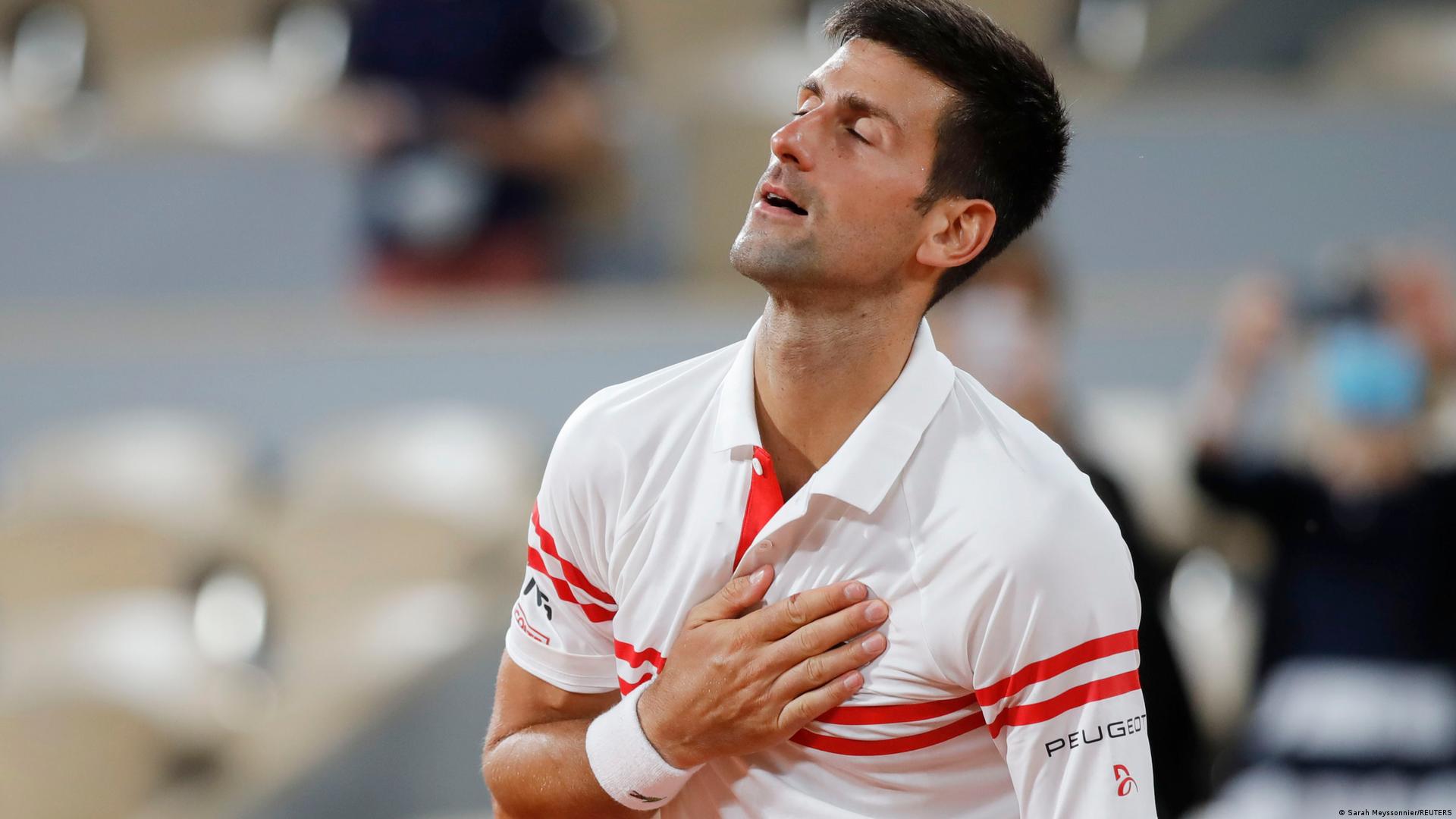 Covid-19: Djokovic afastado de torneios de ténis nos EUA por recusar ser  vacinado - SIC Notícias