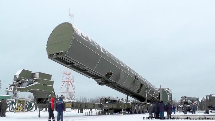 Rusia solo usará armas nucleares en caso de ″amenaza existencial″, dice portavoz del Kremlin | El Mundo | DW | 22.03.2022