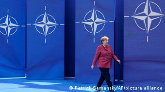 Ангела Меркель на саммите НАТО