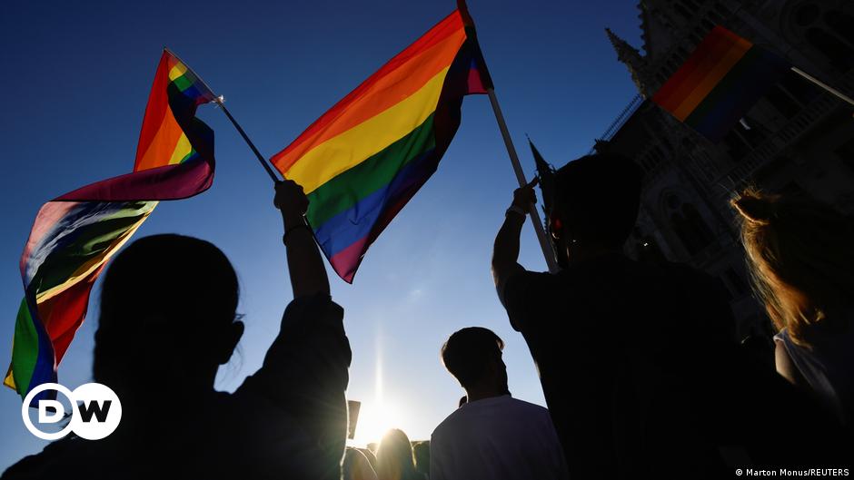 LGBTQ: EU leitet Verfahren gegen Ungarn und Polen ein