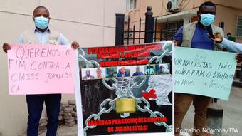 Journalisten protestieren in Luanda, Angola