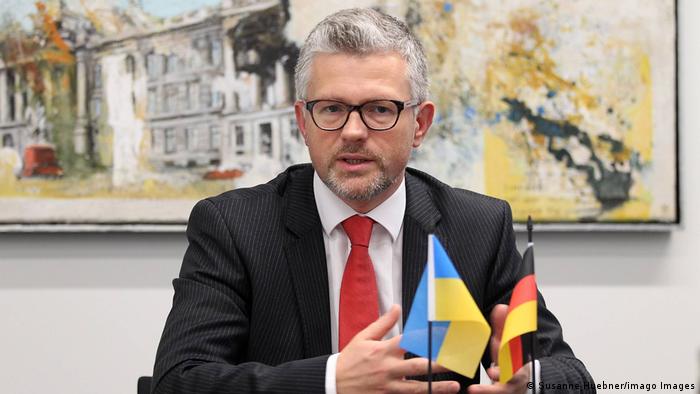 Посол Украины потребовал от Германии обеспечить Киев оружием