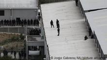 MOROCELI, HONDURAS -JUNE 17:Riot police on the roof of a cellblock during a riot in La Tolva prison in Moroceli, Honduras on Jun 17, 2021 Jorge Cabrera / Anadolu Agency