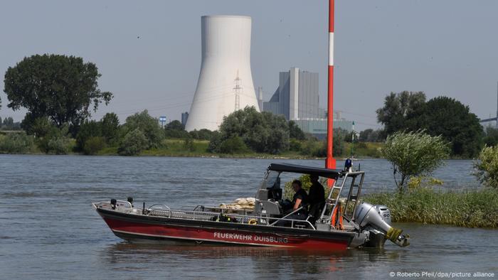 Search and rescue operations on the Rhine near Duisburg