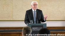 18.06.2021
Bundespräsident Frank-Walter Steinmeier hält anlässlich des 80. Jahrestags des Überfalls Deutschlands auf die Sowjetunion die zentrale Gedenkrede im Deutsch-Russischen Museum Berlin-Karlshorst.