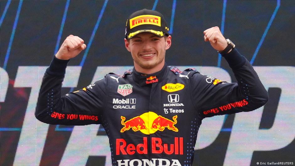 Stratege Verstappen gewinnt in Frankreich
