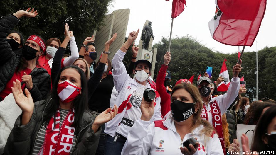 Crisis en JNE de Perú retrasaría más declaratoria final del balotaje | Las noticias y análisis más importantes en América Latina | DW - Vimarsana News